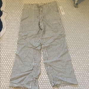 Brunch or beach pants